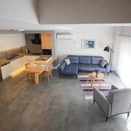 Krem Marin Apartment